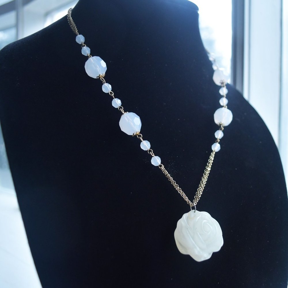 White Winter  Rose Chain Link Necklace